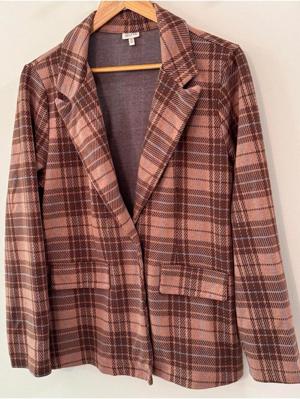 Stylish Self-E Blazer - XL Plaid Design